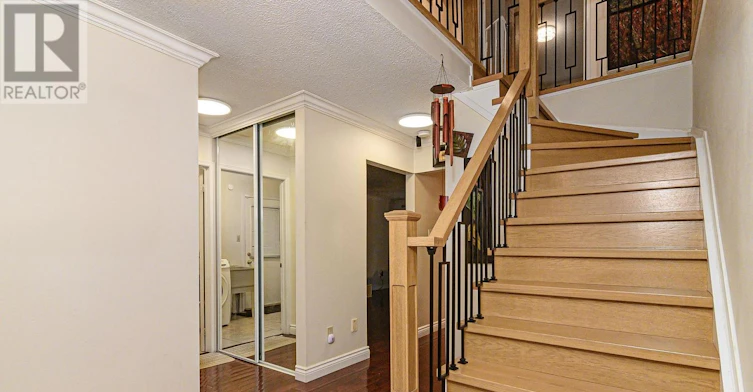 209 Bassett Boulevard, Whitby, ON, L1R 1S4 - 4