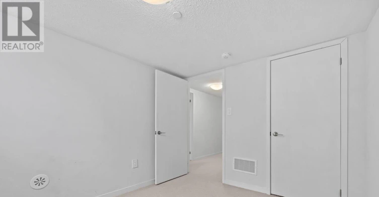 57-31 Honeycrisp Crescent, Vaughan, ON, L4K 0N6 - 34