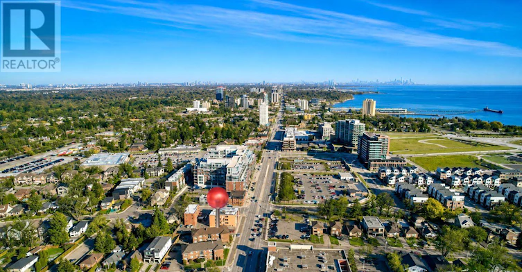 2-320 Lakeshore Road, Mississauga, ON, L5H 1G8 - 24