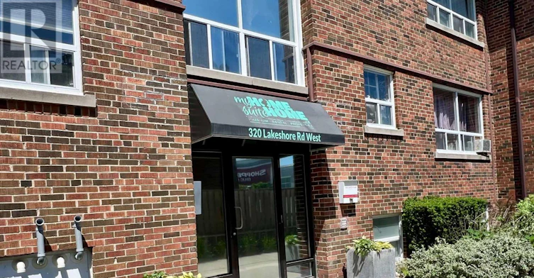 2-320 Lakeshore Road, Mississauga, ON, L5H 1G8 - 2