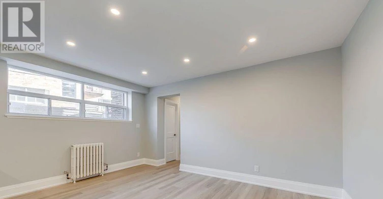 2-320 Lakeshore Road, Mississauga, ON, L5H 1G8 - 5