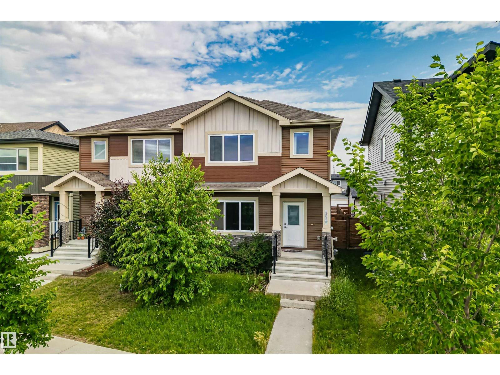 383 Charlesworth Drive SW, Edmonton, AB, T6X 2G5