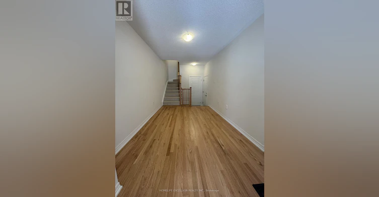 343 Capella Street, Newmarket, ON, L3X 0L7 - 3