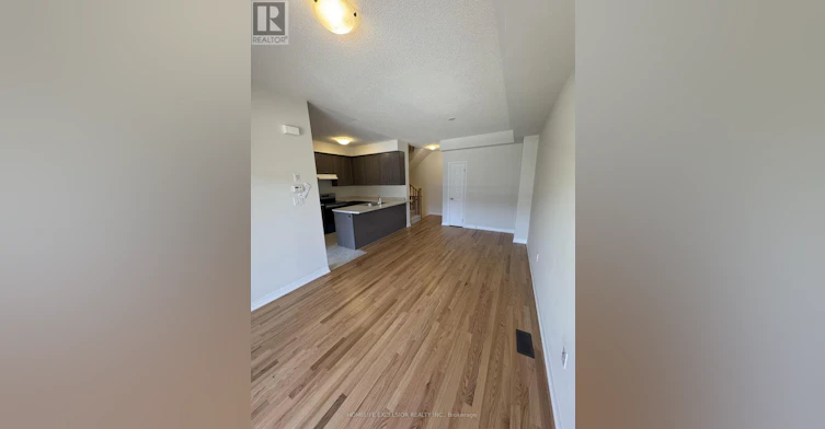 343 Capella Street, Newmarket, ON, L3X 0L7 - 6