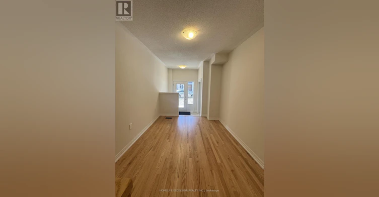 343 Capella Street, Newmarket, ON, L3X 0L7 - 4
