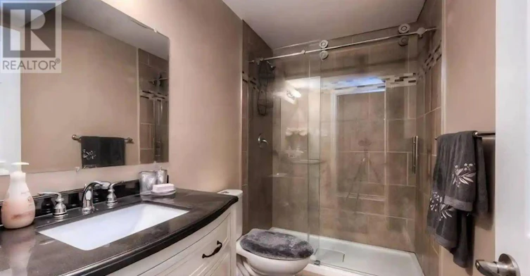 85-105 Pinnacle Drive, Kitchener, ON, N2P 1B8 - 9