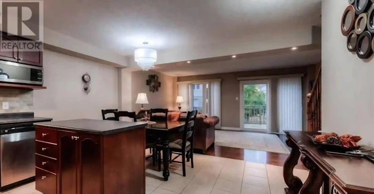 85-105 Pinnacle Drive, Kitchener, ON, N2P 1B8 - 4