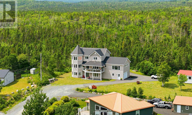 14 Jaycor Court
