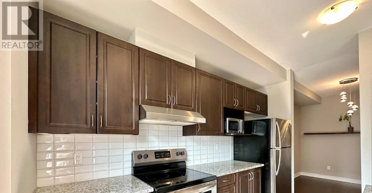 2470 Waterlilly Way, Ottawa, ON, K2J 6M3 - 7