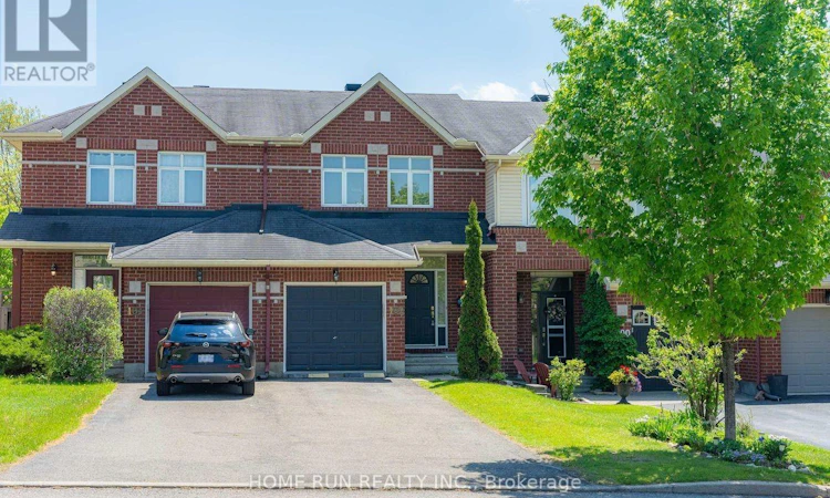102 Kimberwick Crescent