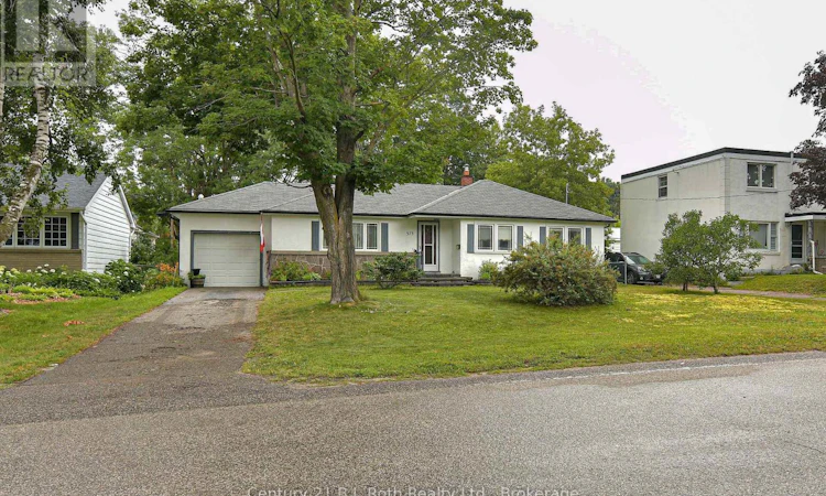 375 Parkhurst Crescent