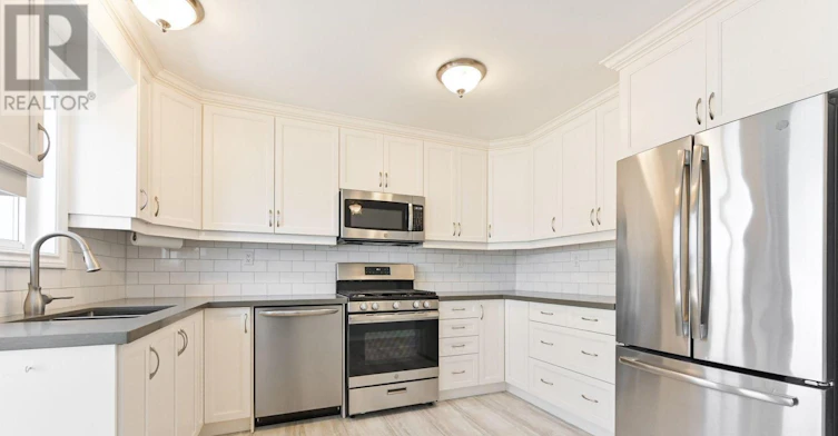 356 Tampa Drive, Georgina, ON, L4P 3A4 - 3