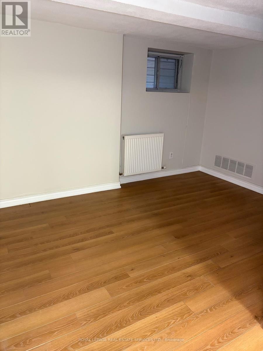 BASEMENT-187 Geoffrey Street, Toronto, ON, M6R 1P6 - 8