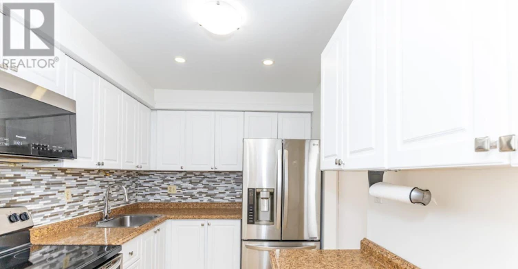 31 Carleton Place, Brampton, ON, L6T 3Z4 - 2