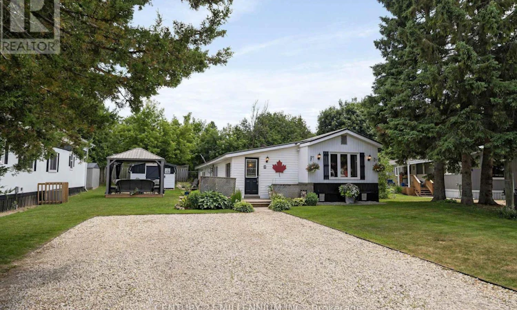 7 Laurel Lane