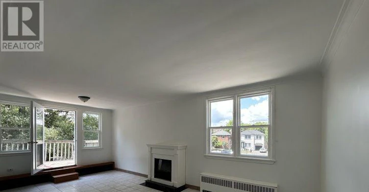 2-3432 Bathurst Street, Toronto, ON, M6A 2C2