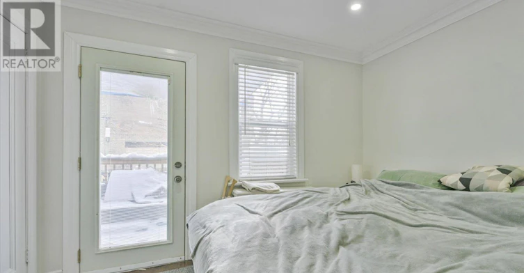 MAIN FLOOR-63 Burnaby Boulevard, Toronto, ON, M5N 1G3 - 9
