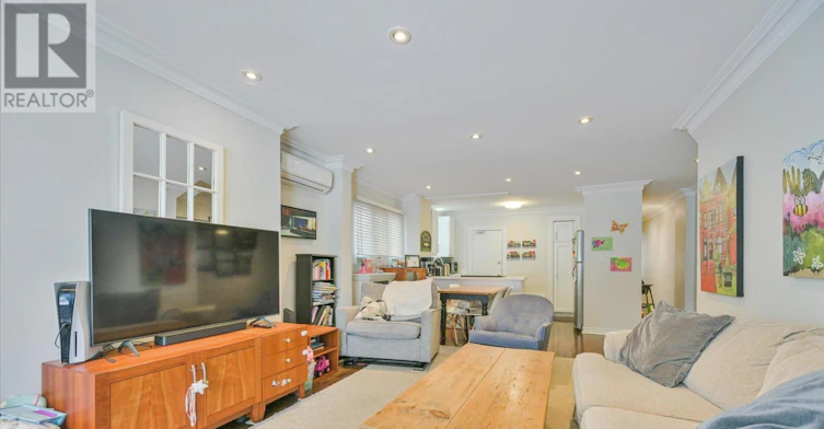 MAIN FLOOR-63 Burnaby Boulevard, Toronto, ON, M5N 1G3 - 4