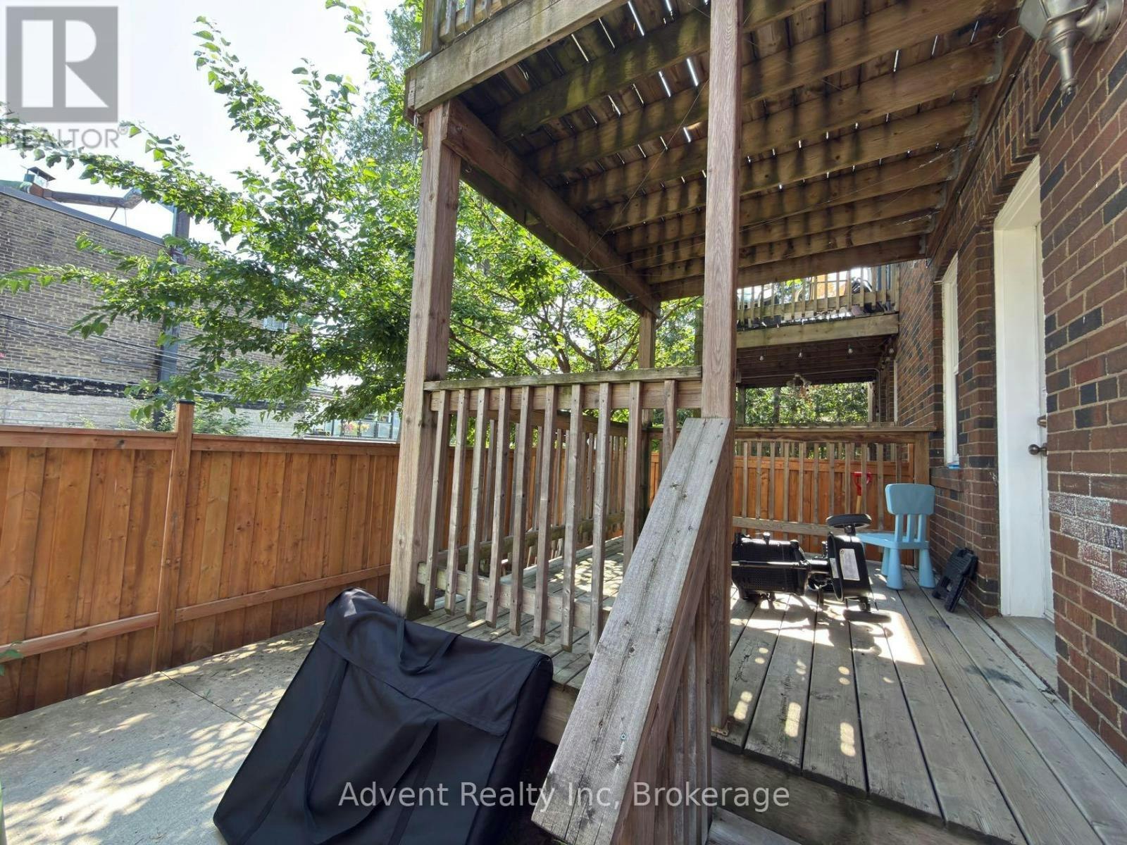 MAIN FLOOR-63 Burnaby Boulevard, Toronto, ON, M5N 1G3 - 16
