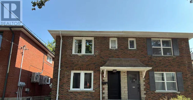 MAIN FLOOR-63 Burnaby Boulevard, Toronto, ON, M5N 1G3
