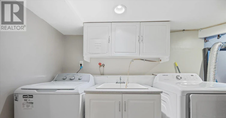 MAIN FLOOR-63 Burnaby Boulevard, Toronto, ON, M5N 1G3 - 12