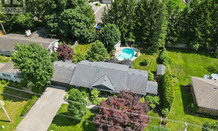 7 Northcrest Drive