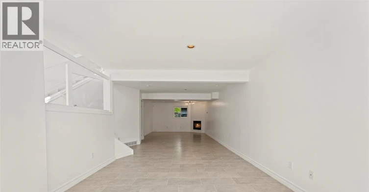 3316 Kenilworth, Windsor, ON, N9E 4R3 - 23