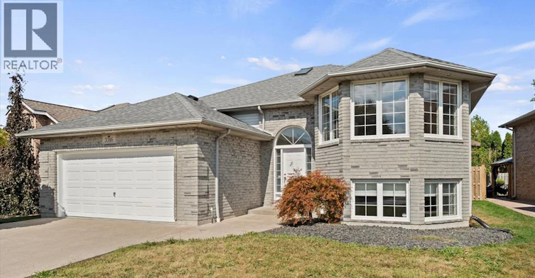 3316 Kenilworth, Windsor, ON, N9E 4R3