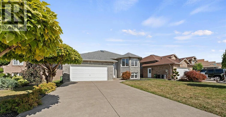 3316 Kenilworth, Windsor, ON, N9E 4R3 - 2