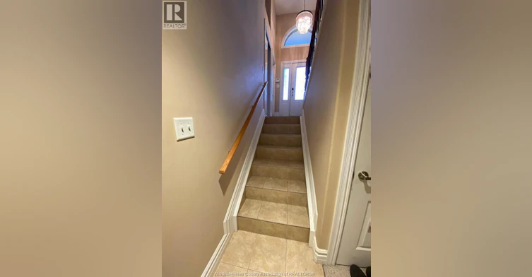 4518 Helsinki Crescent, Windsor, ON, N9G 0A6 - 10