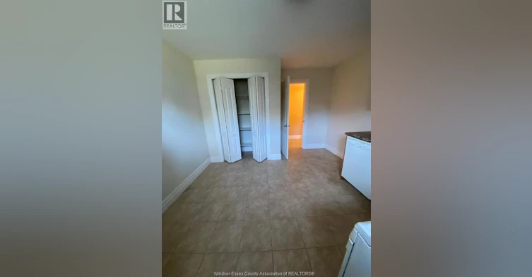 4518 Helsinki Crescent, Windsor, ON, N9G 0A6 - 7