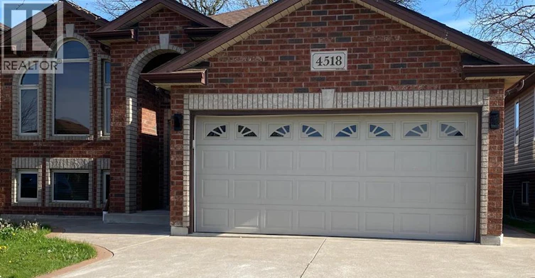 4518 Helsinki Crescent, Windsor, ON, N9G 0A6 - 2