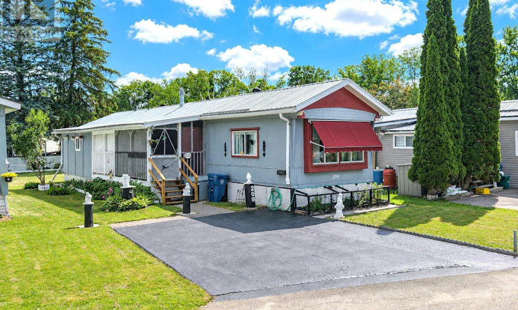LOT 209-580 West Street S