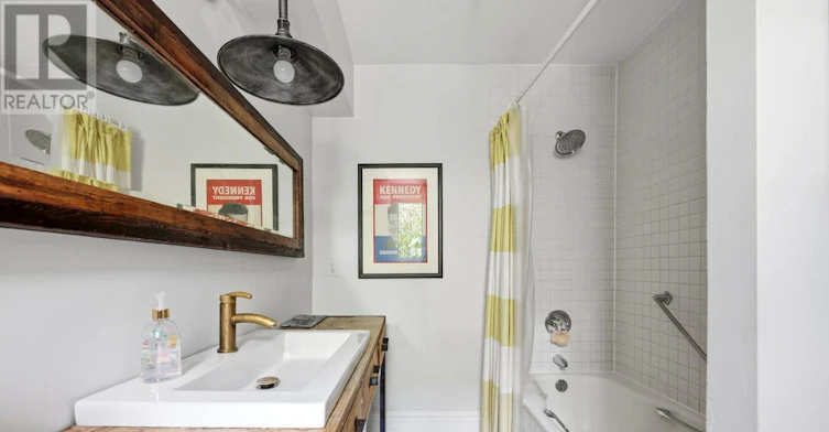 33 Albany Avenue, Toronto, ON, M5R 3C2 - 27