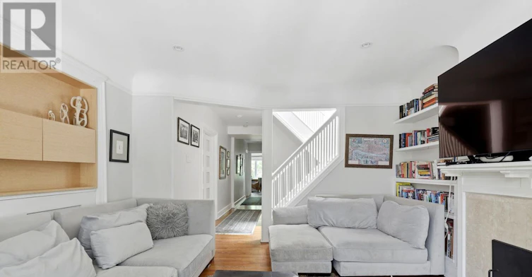 33 Albany Avenue, Toronto, ON, M5R 3C2 - 23