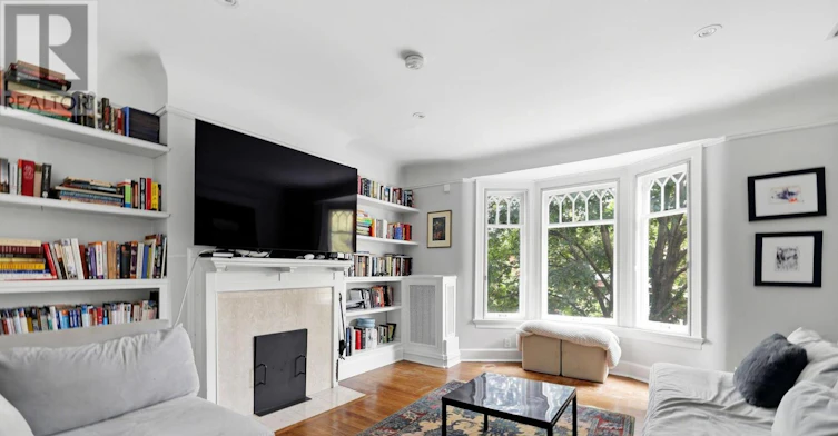 33 Albany Avenue, Toronto, ON, M5R 3C2 - 22