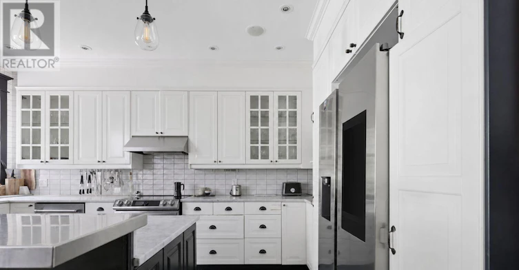 33 Albany Avenue, Toronto, ON, M5R 3C2 - 10