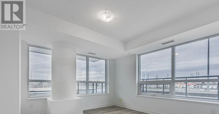 215-1455 Celebration Drive, Pickering, ON, L1W 0C3 - 11