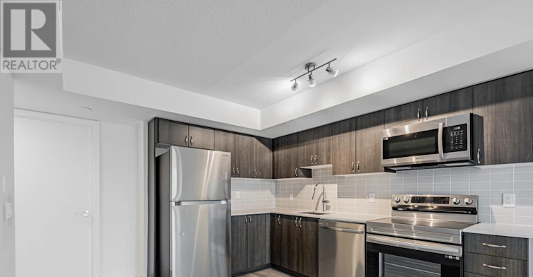 215-1455 Celebration Drive, Pickering, ON, L1W 0C3 - 5