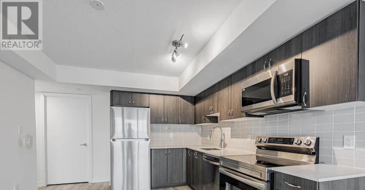 215-1455 Celebration Drive, Pickering, ON, L1W 0C3 - 6