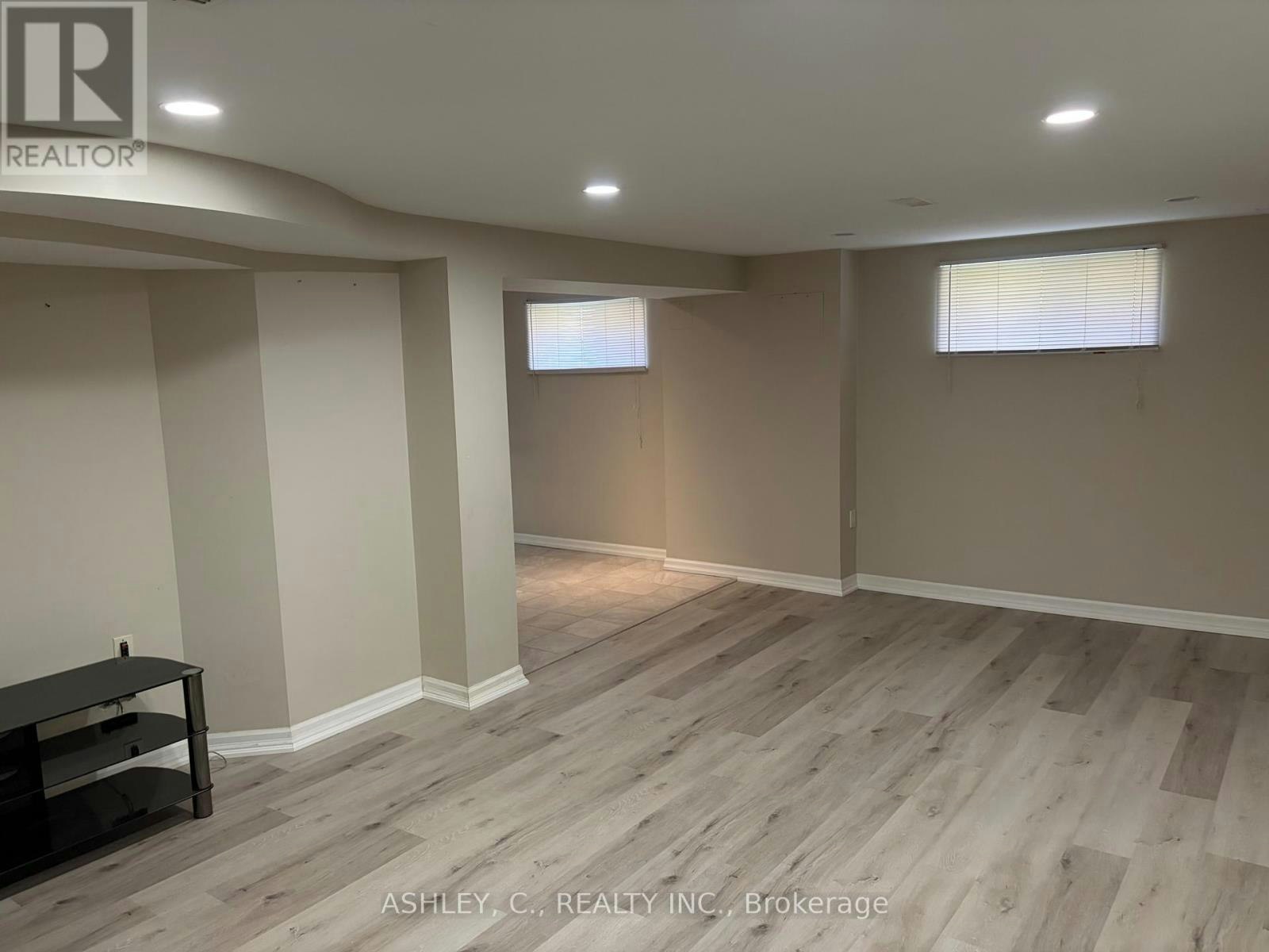 BSMT-267 King Street E, Mississauga, ON, L5A 1T4 - 7