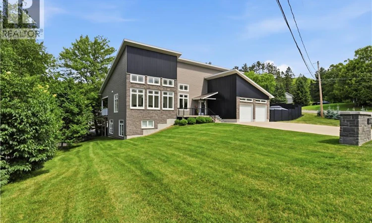 715 Golf Club Road