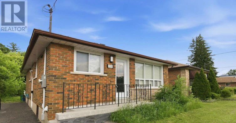 LOWER-1235 Somerville Street, Oshawa, ON, L1G 4L1