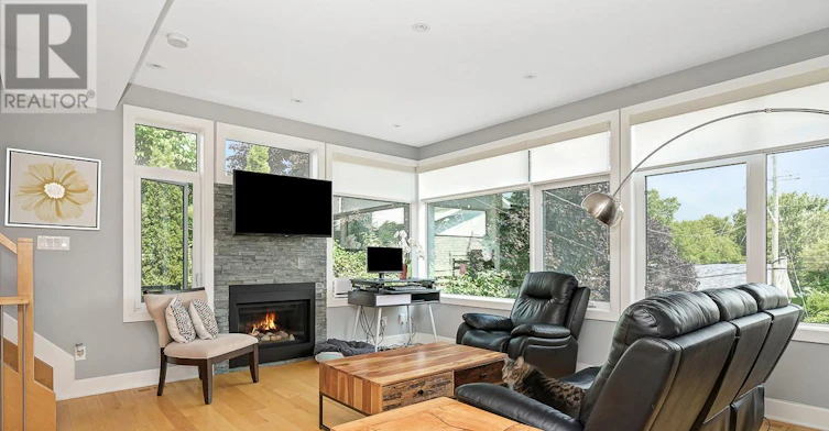 A-1368 Belcourt Boulevard, Ottawa, ON, K1C 1L9 - 4