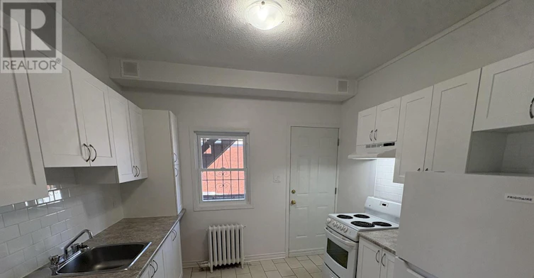 3-120 Murray Street, Ottawa, ON, K1N 7E6 - 4