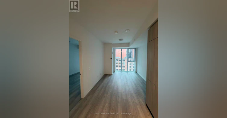 605-400 King Street, Toronto, ON, M5V 1K2