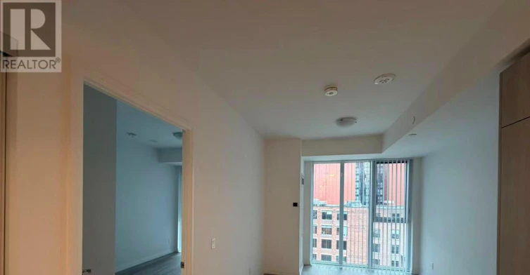 605-400 King Street, Toronto, ON, M5V 1K2 - 2