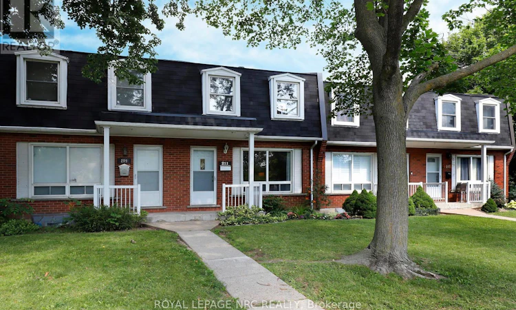 6-211 Lake Avenue N