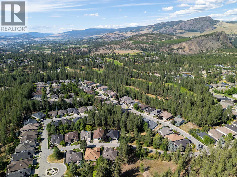 4332 S Gallaghers Forest Road, Kelowna, BC, V1W 4X3 - 38