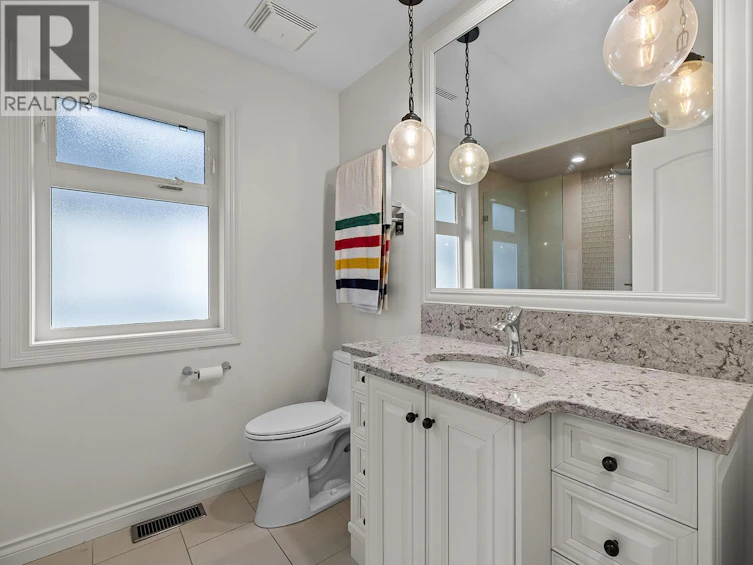4332 S Gallaghers Forest Road, Kelowna, BC, V1W 4X3 - 23